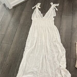 Chelsea & Violet Cream Maxi Dress